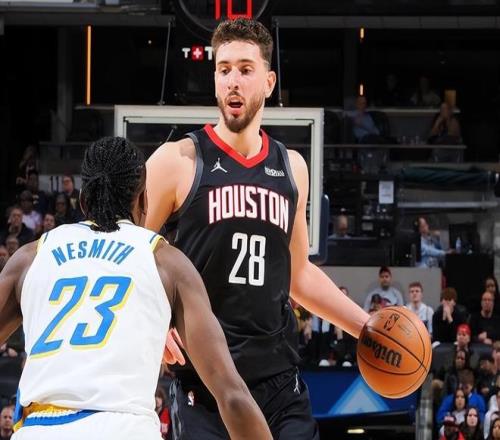 赵继伟双十,二闪耀,辽宁男篮逆,NG体育,NG,Sports,NG体育官网,NG体育官网,NG体育下载