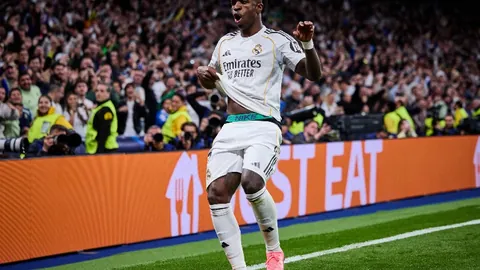 卡塞米罗今夏转会曼联新东家揭晓，两大巨星并肩作战分析